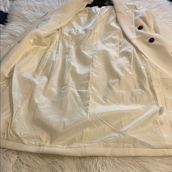 Chic Cream Double-Breasted Women's Trench Coat size S length 43” bust 34” - Picture 8 of 8